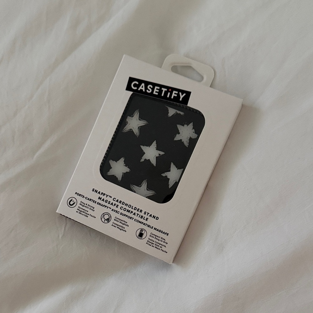 NEW Casetify Black and White Star Cardholder and Stand MagSafe